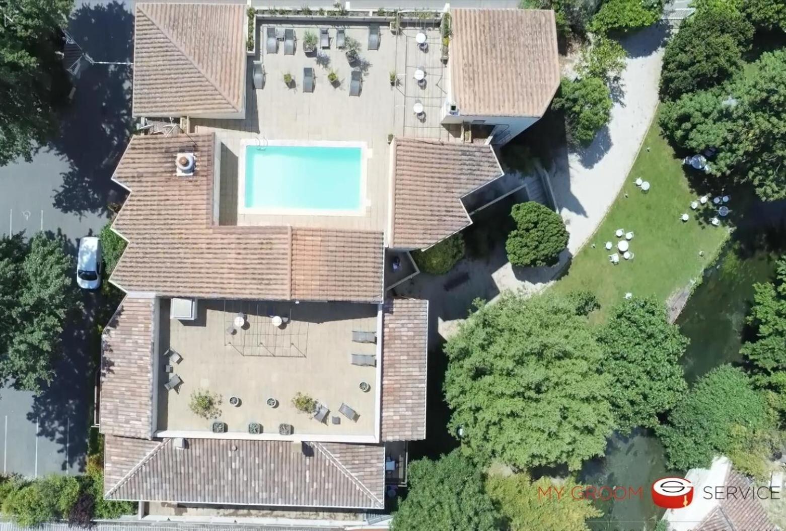 Hotel Les Nevons L'Isle-sur-la-Sorgue Kültér fotó