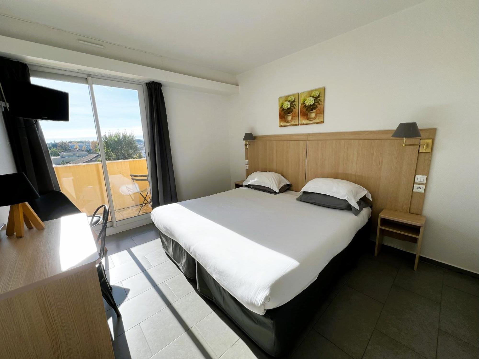 Hotel Les Nevons L'Isle-sur-la-Sorgue Szoba fotó