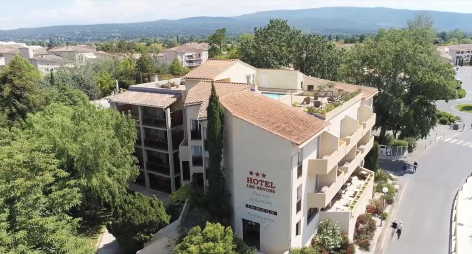 Hotel Les Nevons L'Isle-sur-la-Sorgue Kültér fotó