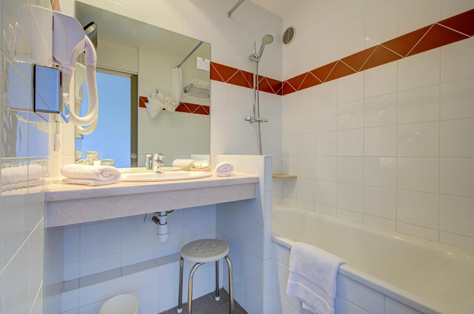 Hotel Les Nevons L'Isle-sur-la-Sorgue Szoba fotó